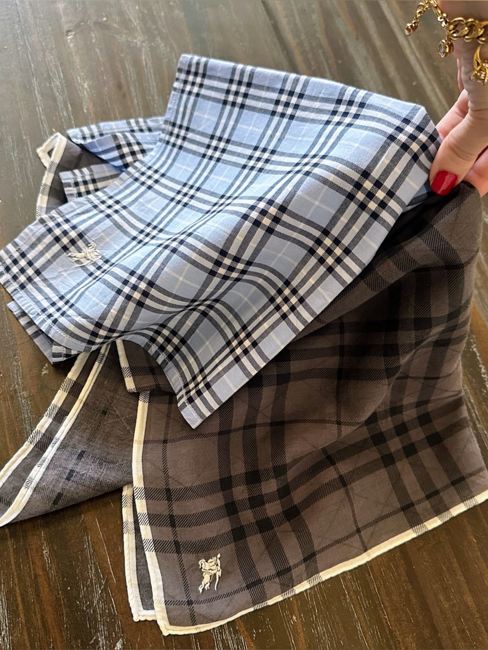 Burberry Men's Pocket Handkerchiefs a Pair Classic Neck Tie Check Suit